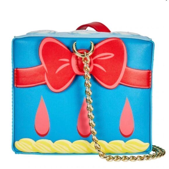 Snow White Cake Bundle!! Crossbody Bag, Card Wallet & Key Chain NEW Loungefly - Picture 6 of 11